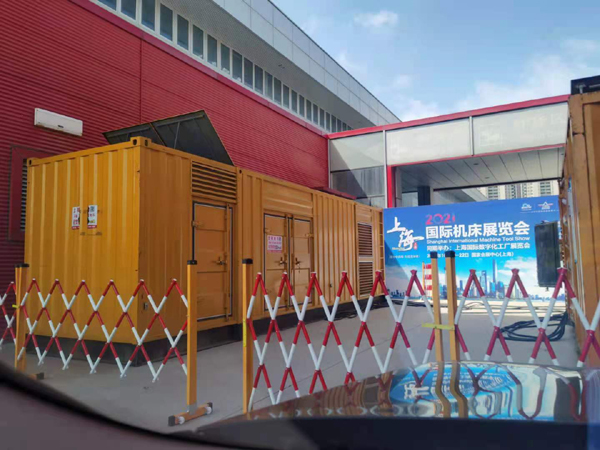 邵东发电车出租-发电机无电压或电压太低怎么办？