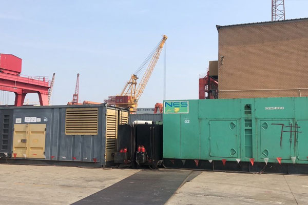 邵东发电机出租空气滤清器的清洁频率是多少？