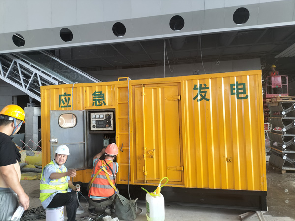 邵东怎样判断空气滤清器是否需要更换？