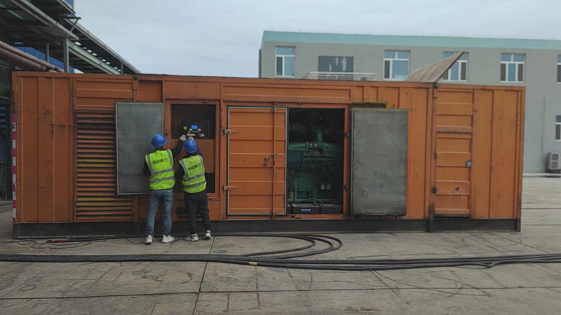 邵东如何检查柴油发电机组的机油油位？